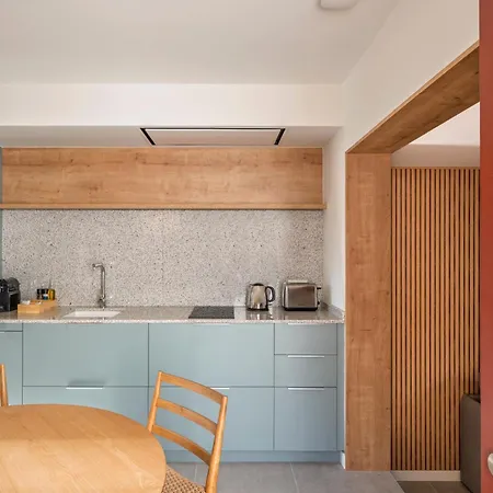 דירה Aspasios Garden ברצלונה