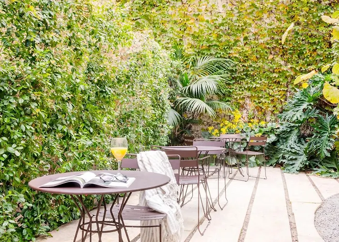 شقة Aspasios Garden *