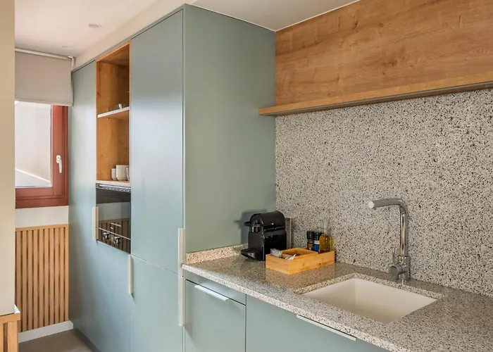 شقة Aspasios Garden *