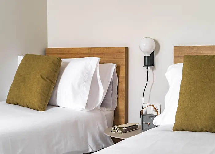 شقة Aspasios Garden *